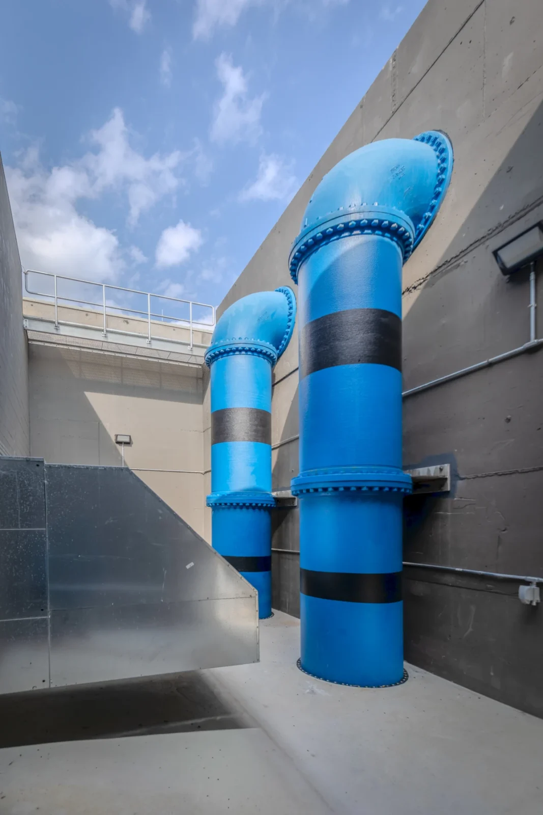 Large water handling pipes in Cedar Rapids' 12th Avenue Pump Station factility