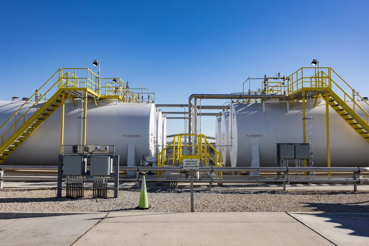 eastern iowa airport fuel depot